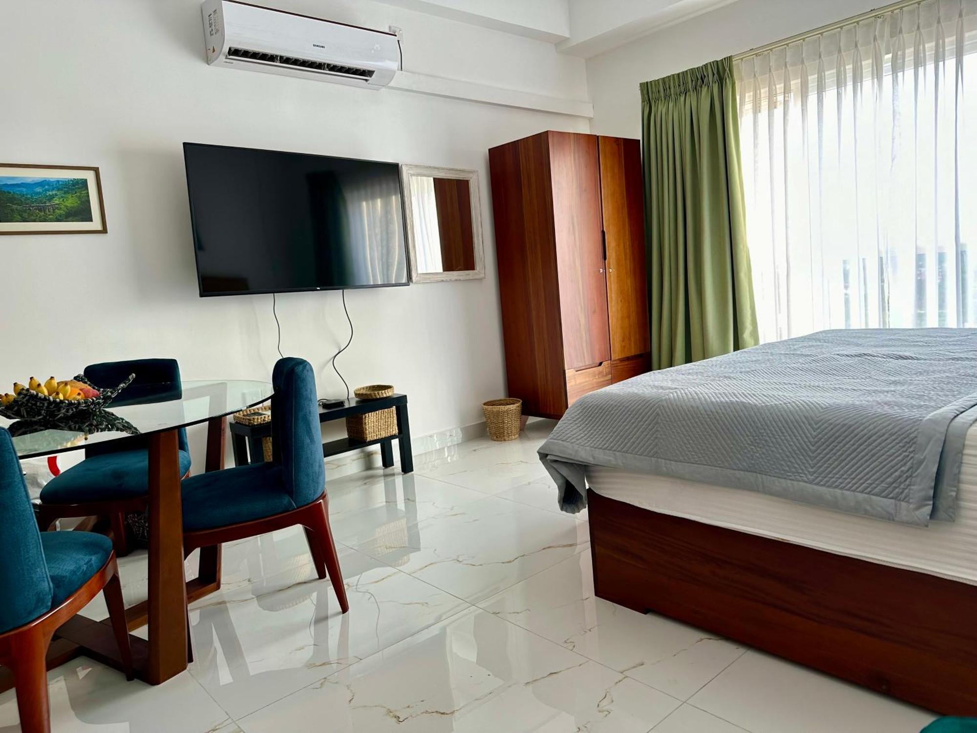 Ocean Breeze Hotel Residencies Britlanka Apartments Negombo Luaran gambar