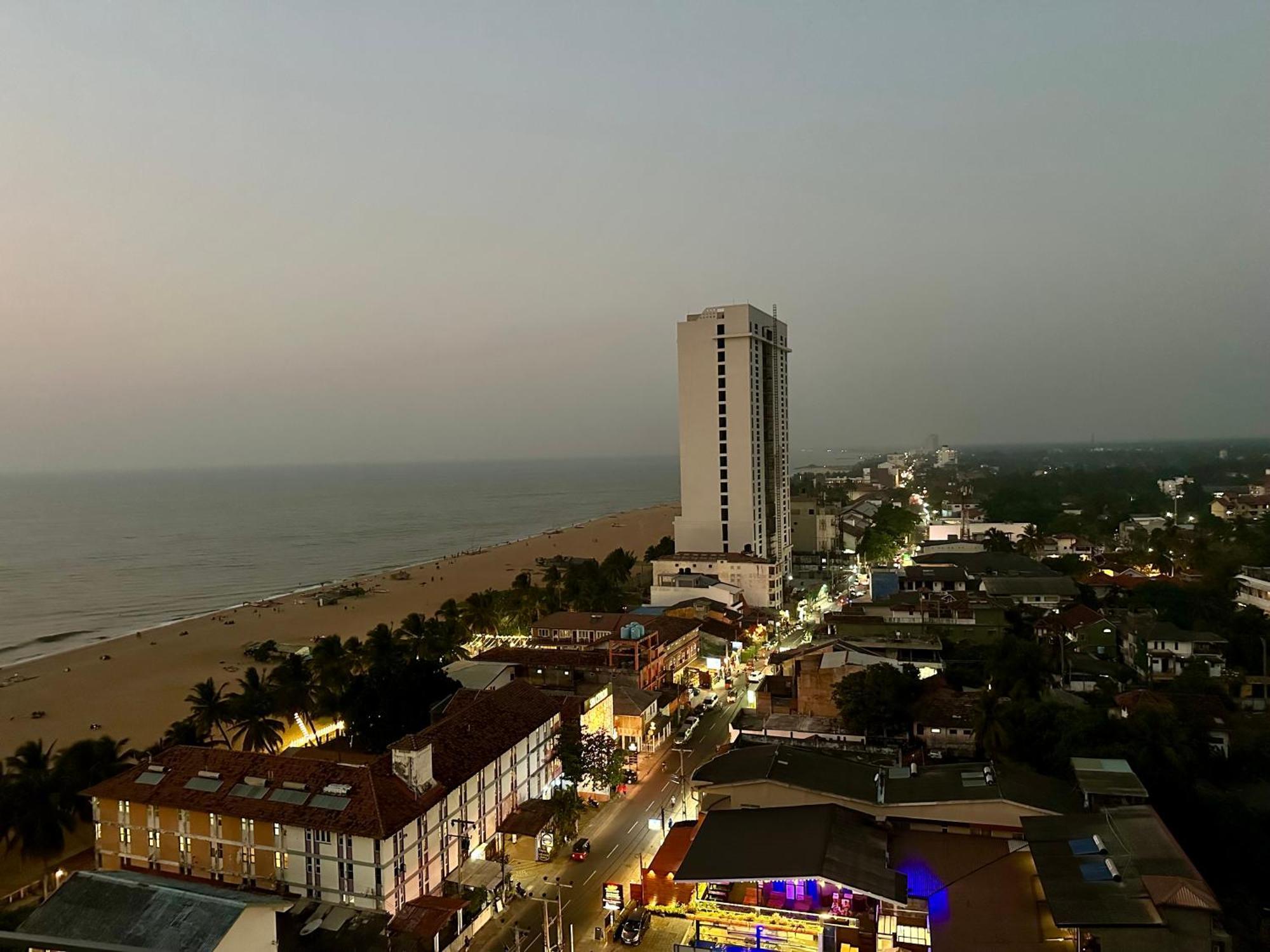 Ocean Breeze Hotel Residencies Britlanka Apartments Negombo Luaran gambar