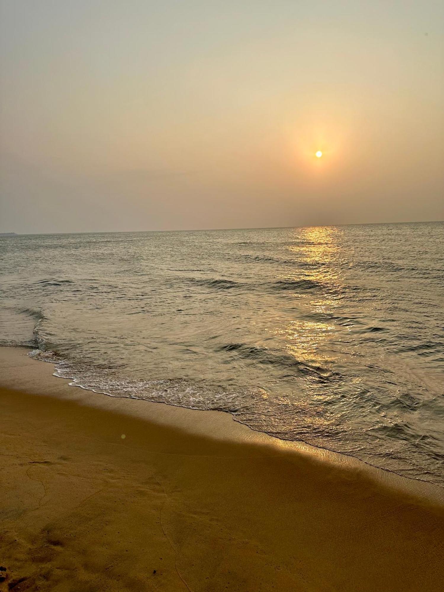 Ocean Breeze Hotel Residencies Britlanka Apartments Negombo Luaran gambar