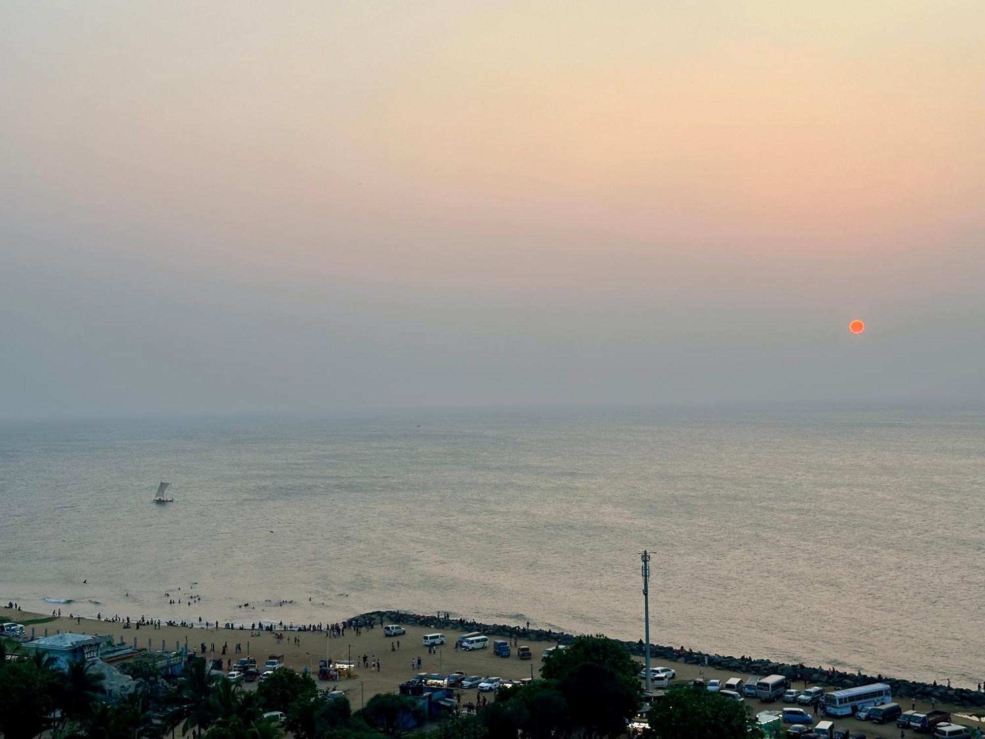 Ocean Breeze Hotel Residencies Britlanka Apartments Negombo Luaran gambar